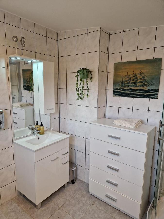 Haus Regine Apartment Рендсбург Екстериор снимка